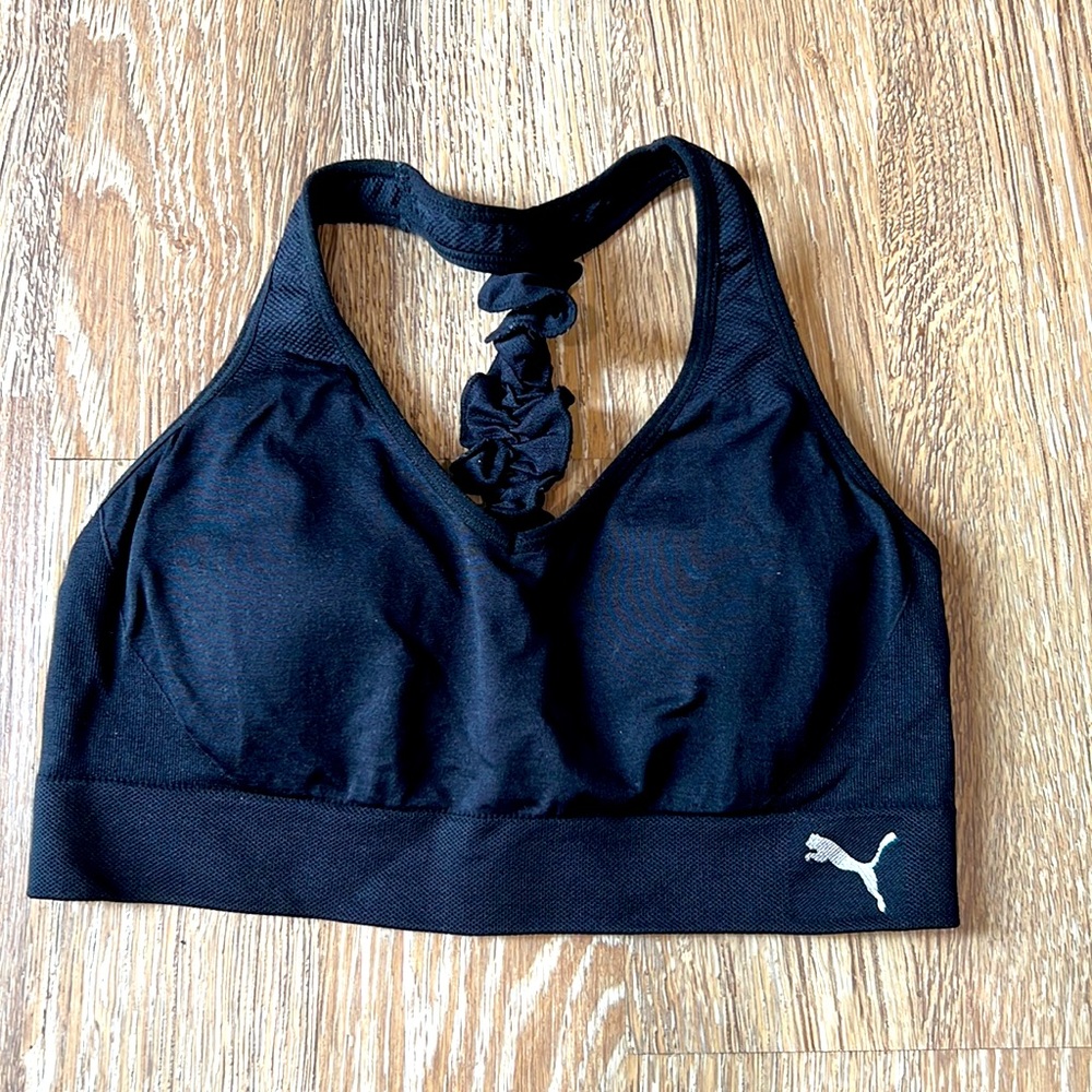 Puma V-neck sports bra with padded inserts women’s medium black
